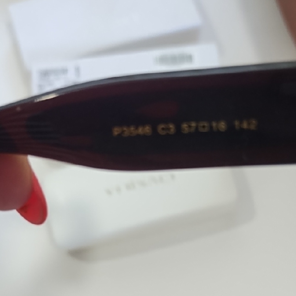 Versace Elegant Black Sunglasses Includes Box And Case - Picture 7 of 8
